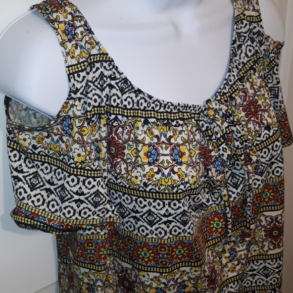 New Ethnic Abstract Print STAR VIXEN Cold shoulder dressy Casual blouse Jr Small - Picture 7 of 10
